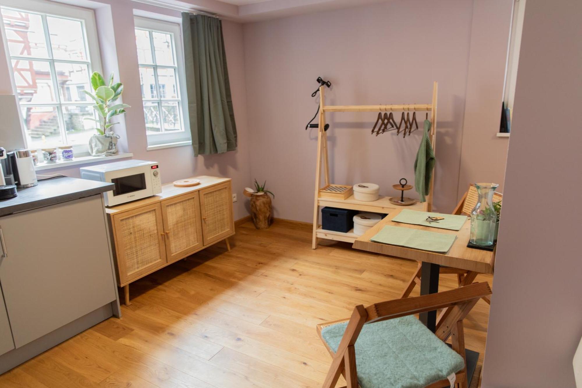 Altstadt Apartment Am Dom Wetzlar, 1 Zi, Kueche, Bad Mit Parkplatz Am Grundstueck Buitenkant foto