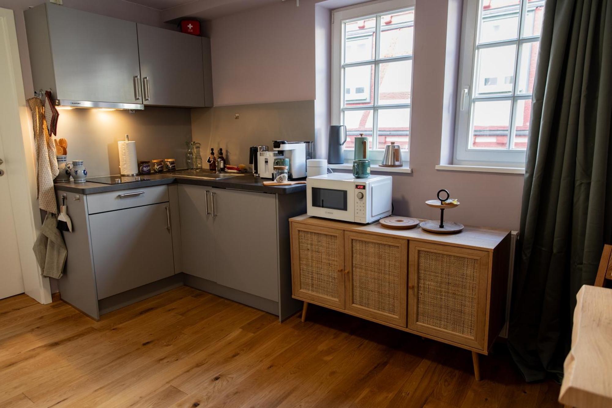 Altstadt Apartment Am Dom Wetzlar, 1 Zi, Kueche, Bad Mit Parkplatz Am Grundstueck Buitenkant foto