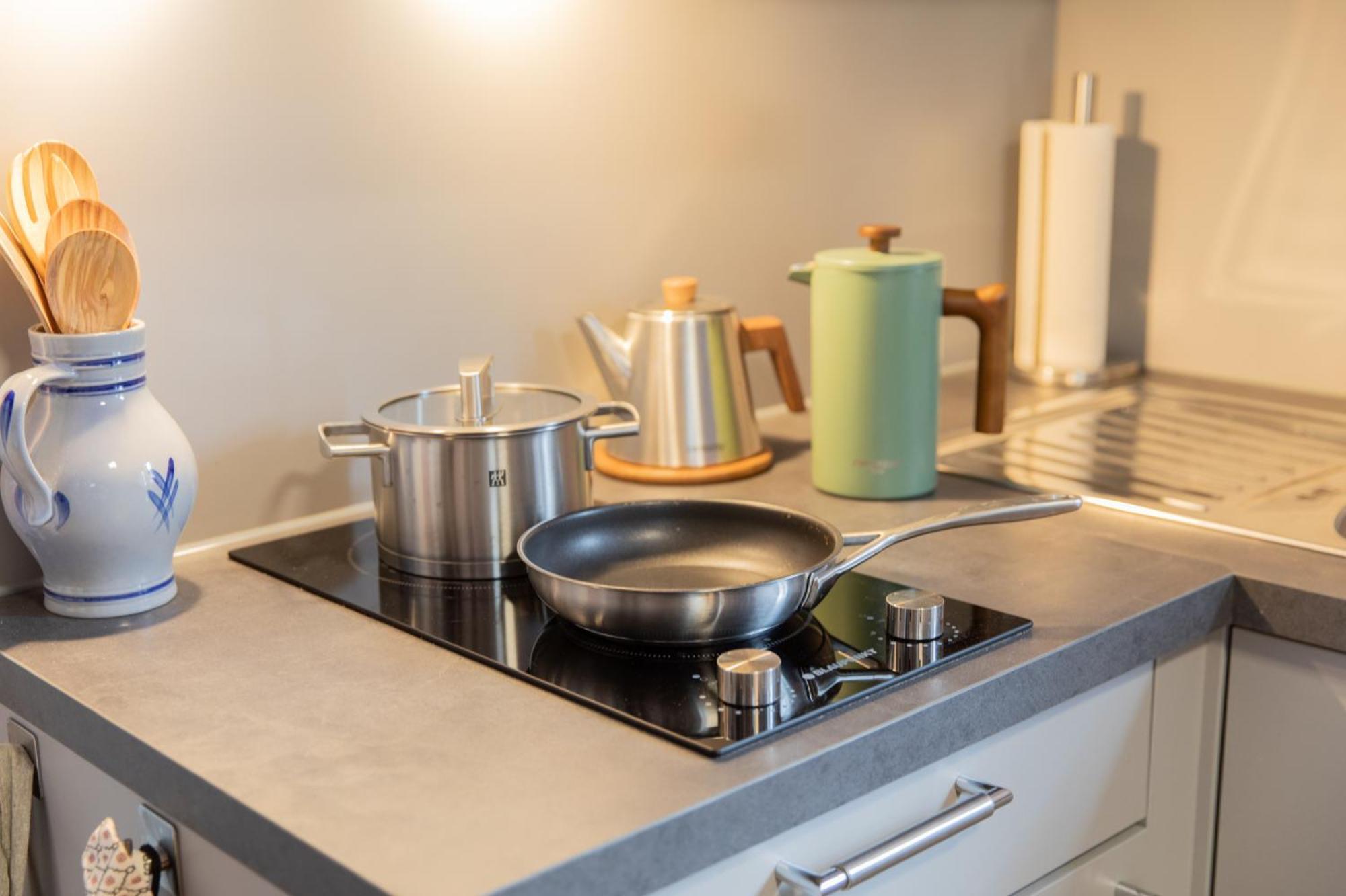 Altstadt Apartment Am Dom Wetzlar, 1 Zi, Kueche, Bad Mit Parkplatz Am Grundstueck Buitenkant foto