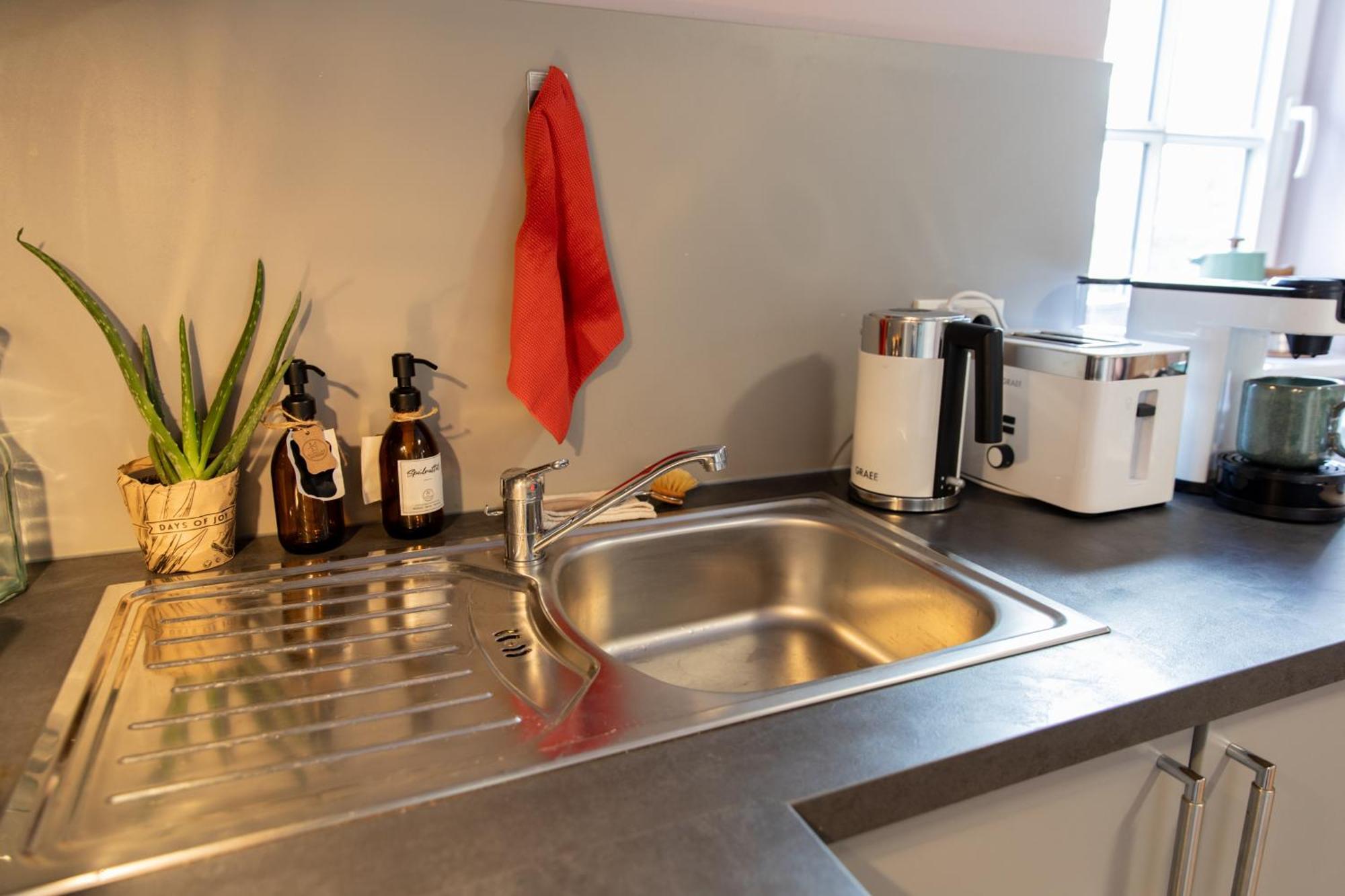 Altstadt Apartment Am Dom Wetzlar, 1 Zi, Kueche, Bad Mit Parkplatz Am Grundstueck Buitenkant foto